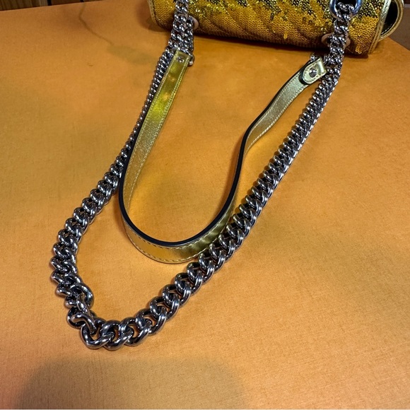 Gucci GG Marmont Mini Gold Sequin Shoulder Bag - Picture 9 of 14